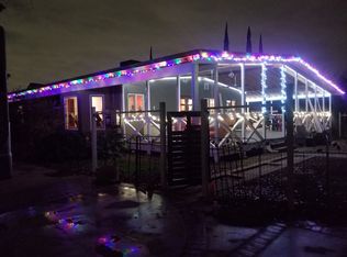 17554 Community St, Northridge, CA 91325