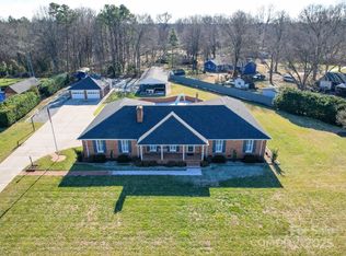 7169 Pleasant Grove Rd, Charlotte, NC 28216