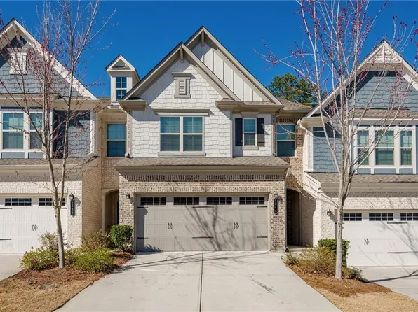 6248 Lanier Harbor Lndg, Buford, GA 30518