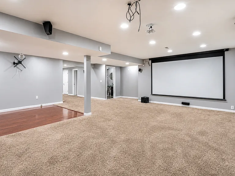 45149 Bartlett Dr — Photo 48