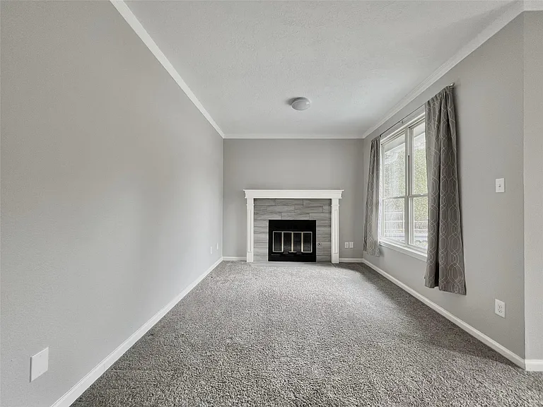 11917 Meadowfire Dr — Photo 17