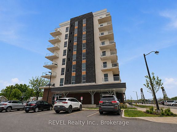 4th image of 118 West St #605