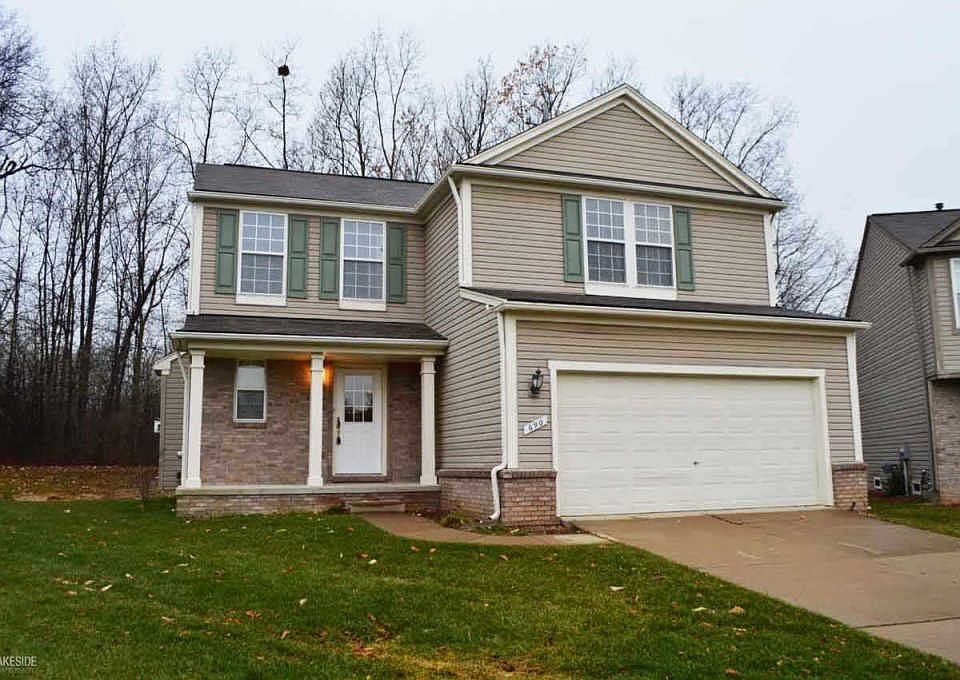 1st image of 690 Heron Bay Ct