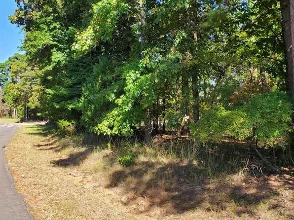 Shadowood Dr, Marshall, TX 75672