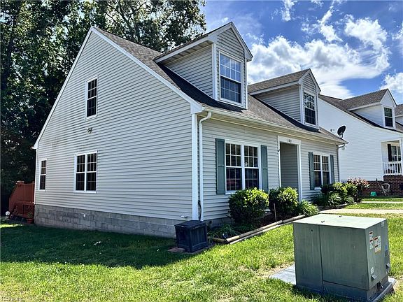 2nd image of 102 Elmington Way