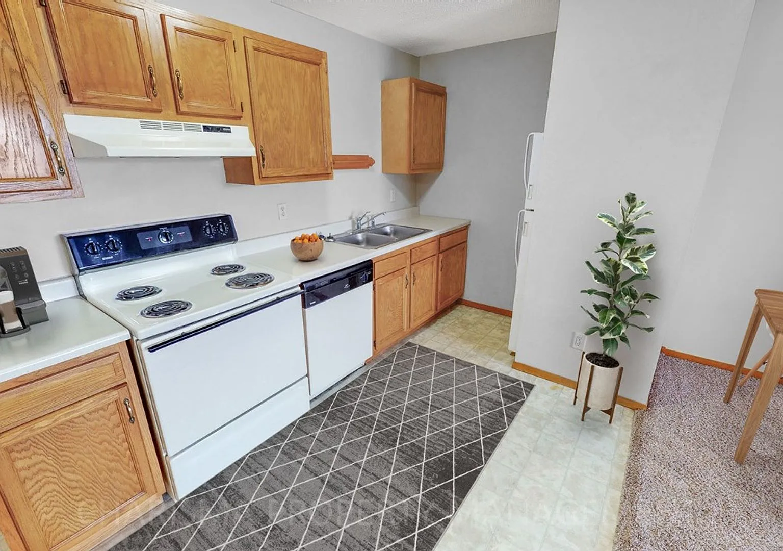 Cedar Ridge Apartments — Photo 4