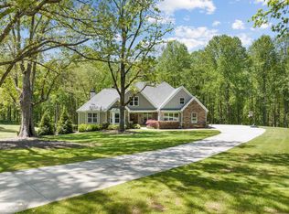 4532 Jess Helton Rd, Gainesville, GA 30506