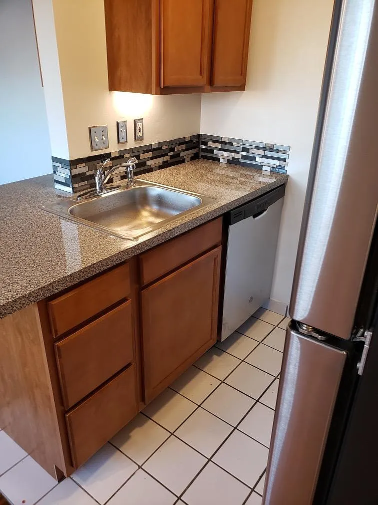 574 Torrence Lane — Photo 2