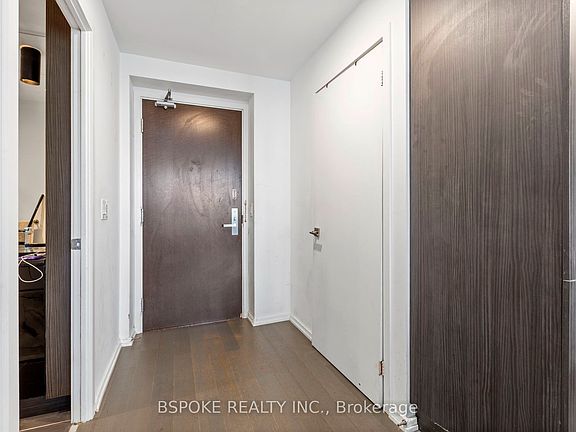 4th image of 70 Temperance St #4207