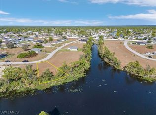 2148 NE 43rd St, Cape Coral, FL 33909