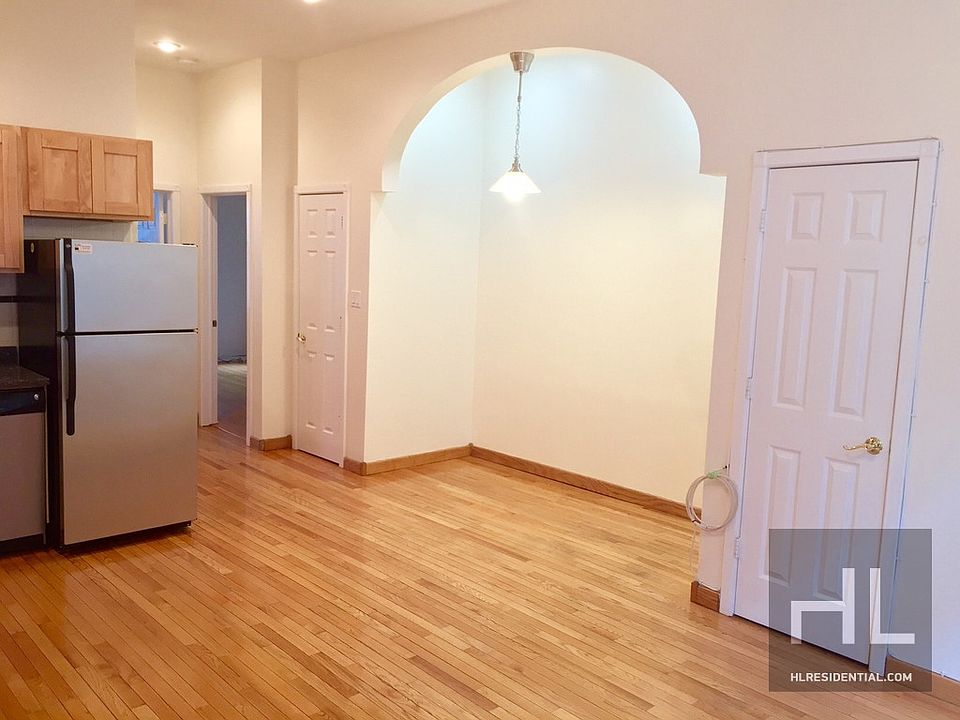 1st image of 4467 23rd St #1