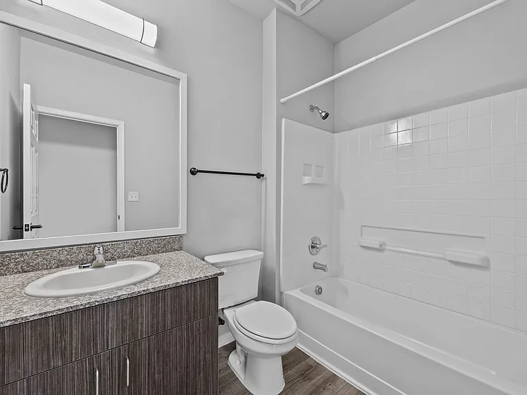 DISTRICT AT PELLICANO — Photo 21