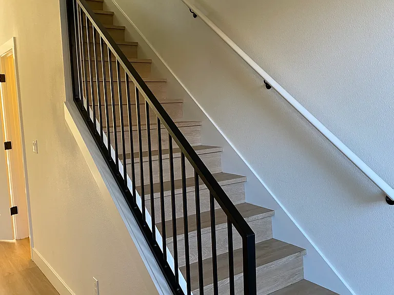 7519 N Clarendon Ave #4 — Photo 4
