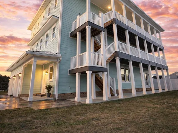 104 E Seaview Drive, Emerald Isle, NC 28594