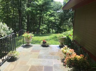 11 Lake Dr, Somers, NY 10589