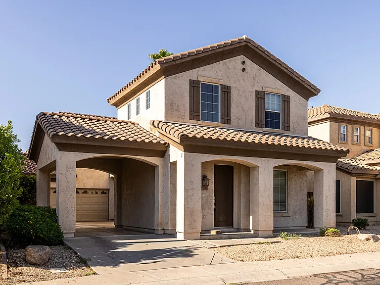 2051 E Carla Vista Dr — Photo 19