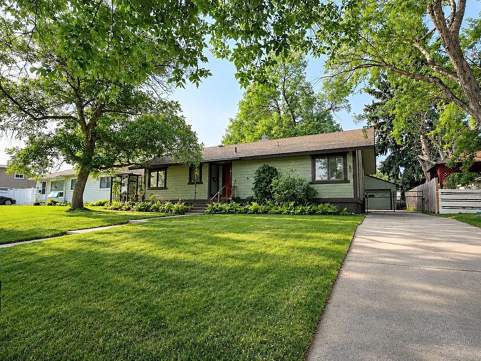 1st image of 3036 7th Ave S