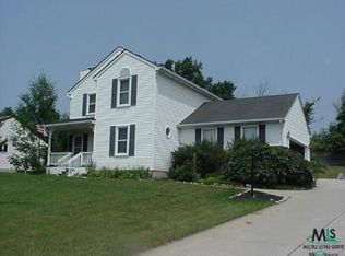 60366 Lamplighter Dr S, New Hudson, MI