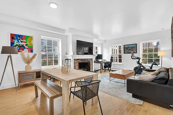 Sold by Engel & Völkers New York City | media 2