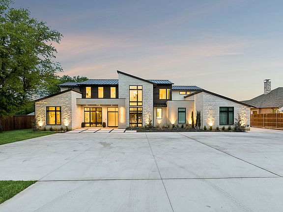 3rd image of 309 Glade Rd