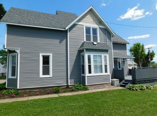 301 Broadway St, Cashton, WI 54619
