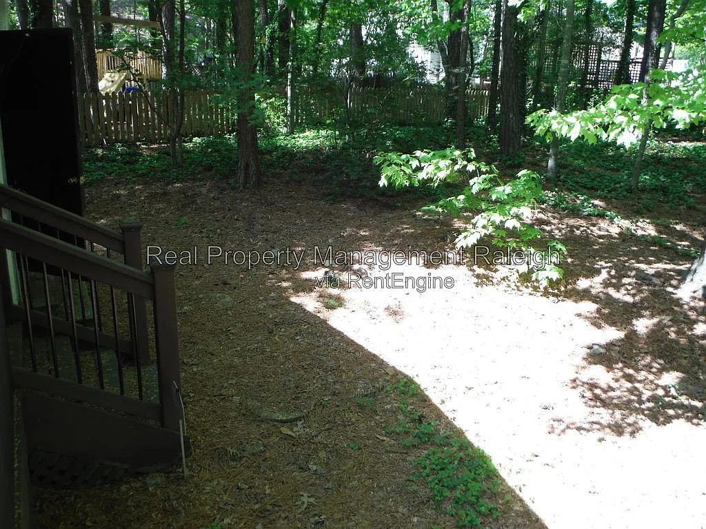 3 bed, 2.5 bath, 1530 sqft, $1,850 — Photo 4