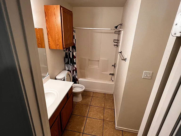 516 N Chicago Ave #B — Photo 7