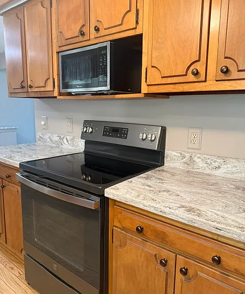 212 Hoffman Rd — Photo 29