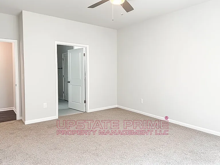 610 Poinsett Bridge Way — Photo 7