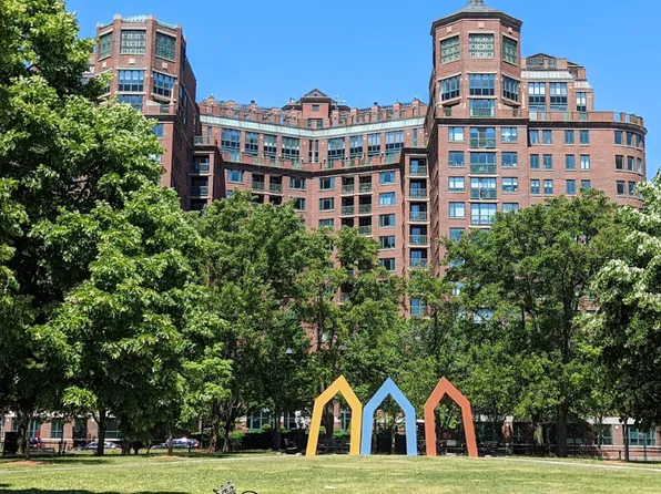 10 Rogers St, Cambridge, MA