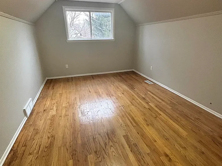 3815 Wedgewood Dr — Photo 10