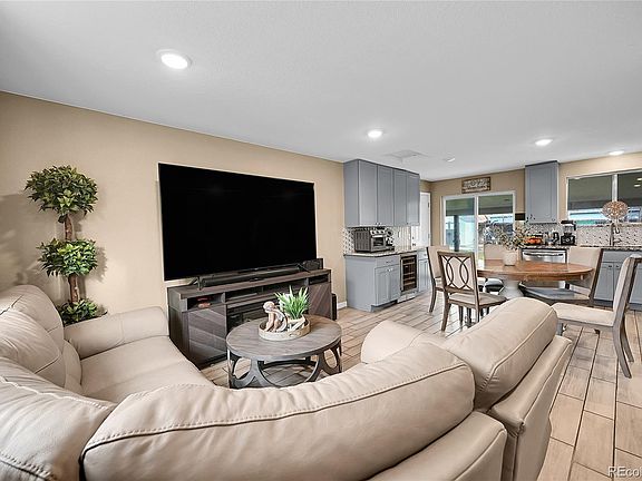 3rd image of 4642 Eureka Court