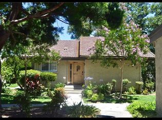 46 Meadowlark Ln, Oak Park, CA 91377