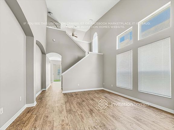 5th image of 10502 Cranleigh Ct