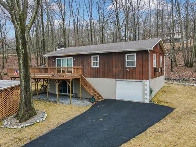 1133 Maple Lake Dr, Bushkill, PA, 18324