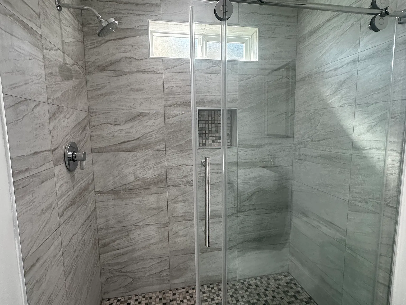 Studio, 438 sqft, $1,700 — Photo 4