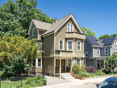 67 Cohasset St #1, Roslindale, MA, 02131