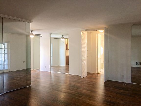 4th image of 12100 W Sunset Blvd #A