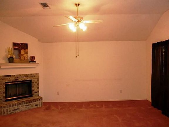 5th image of 6012 Fenwick Ln