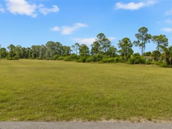 2208 NE 33rd LN, CAPE CORAL, FL 33909