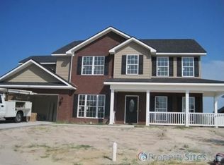 302 Maupas Ct, Hinesville, GA 31313
