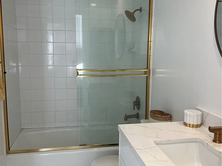 1817 Selby Ave #205 — Photo 14