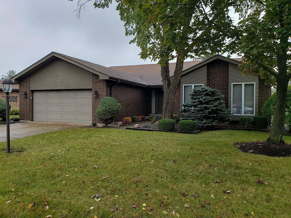 1st image of 231 Arrowwood Dr