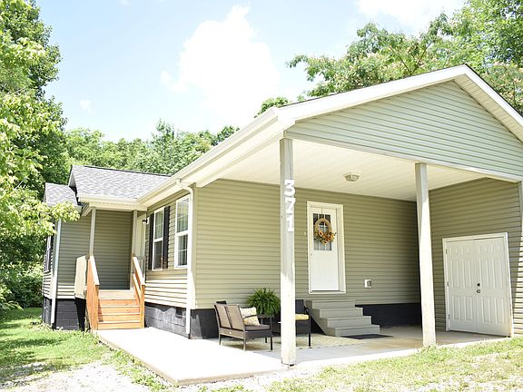 3rd image of 371 Eagle Ln