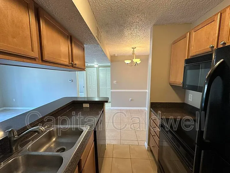 209 Lake Brook Cir #LB103 — Photo 14