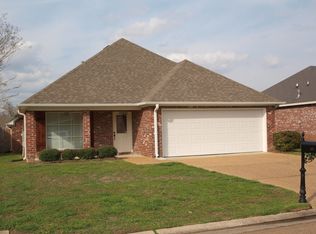 261 Jacks Pl, Brandon, MS 39047