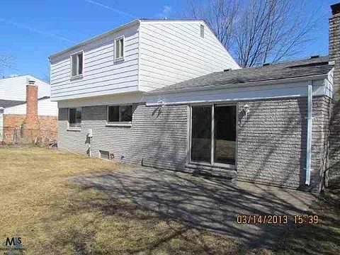4th image of 53707 Atherton St