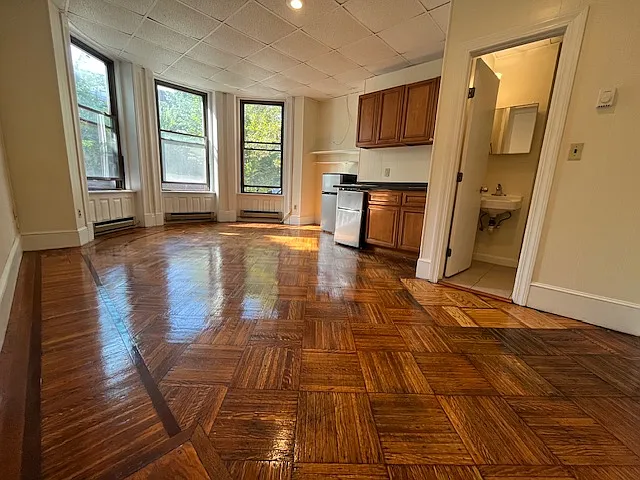 868 Beacon St #1 — Photo 1