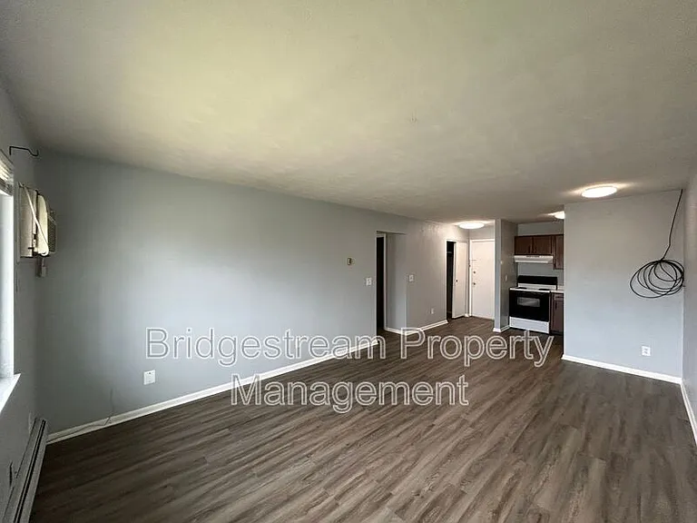 124 Chestnut St #203 — Photo 4