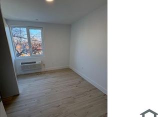 589 Saratoga Ave #2B, Brooklyn, NY 11212